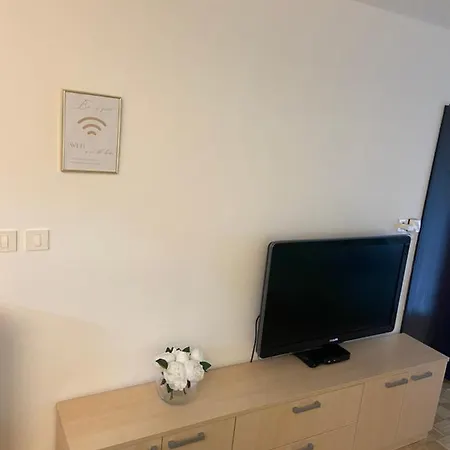 Bee's Place 아파트 크라니스카고라