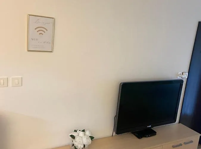 Bee's Place شقة كْرانْيِسكا غورا