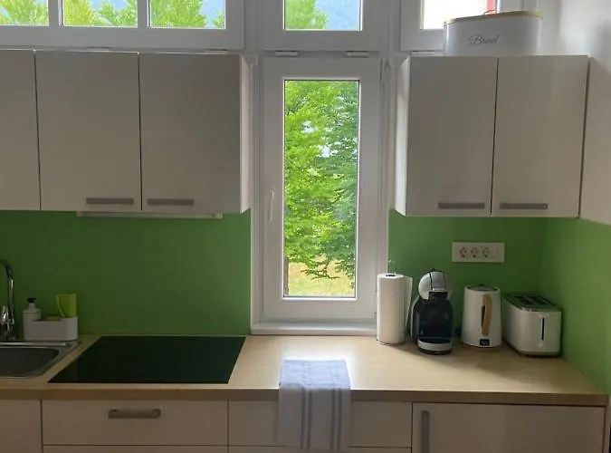 شقة Bee's Place كْرانْيِسكا غورا