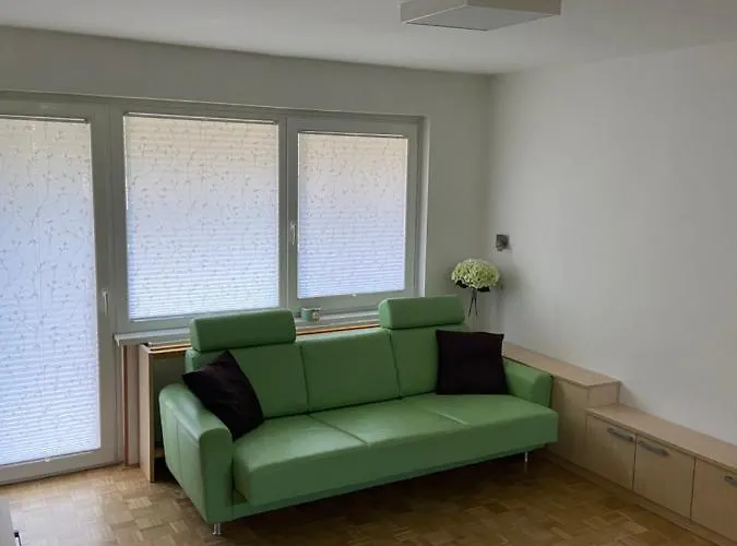 Bee's Place كْرانْيِسكا غورا