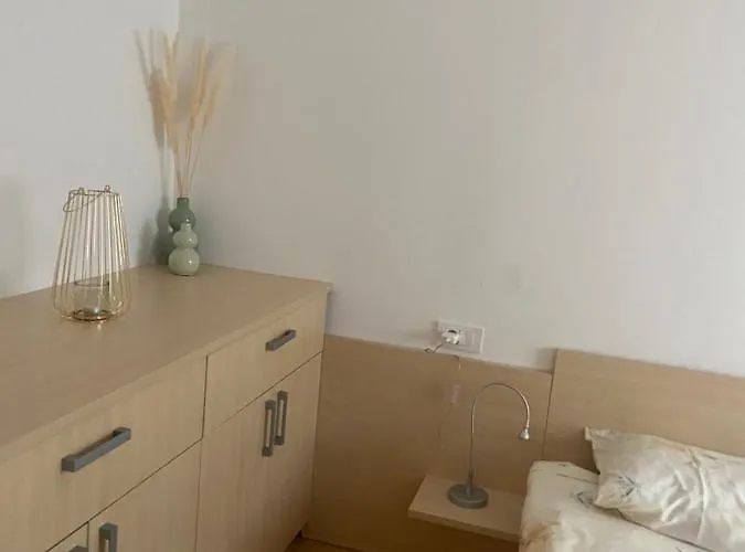 Bee's Place شقة كْرانْيِسكا غورا